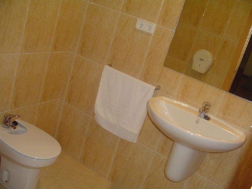 Hostal Vimar La Llosa Exteriér fotografie