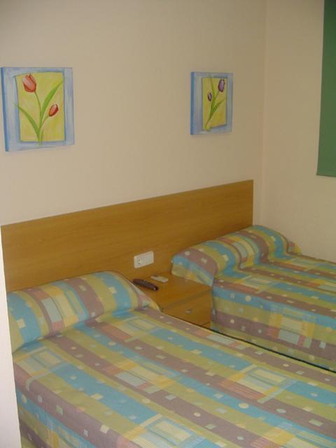 Hostal Vimar La Llosa Exteriér fotografie
